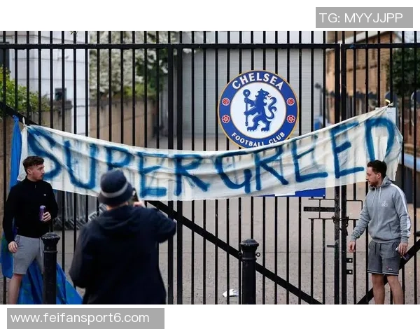 查韦斯收到多份租借报价但更倾向于继续留在拜仁发展