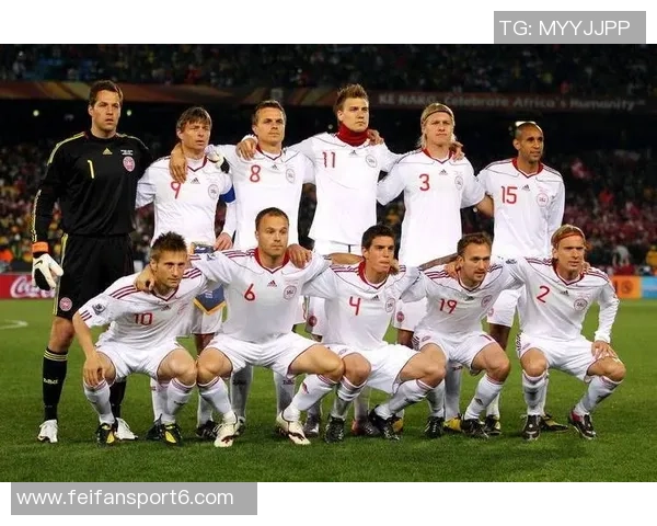 米兰对阵那不勒斯意超杯首发阵容分析莱奥缺阵洛博特卡首发出战